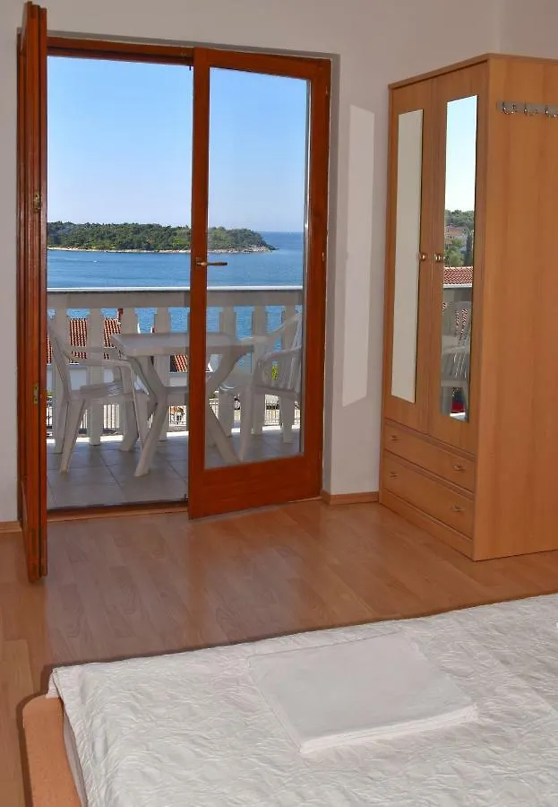 Apartment Villa Vanda Pjescana Uvala
