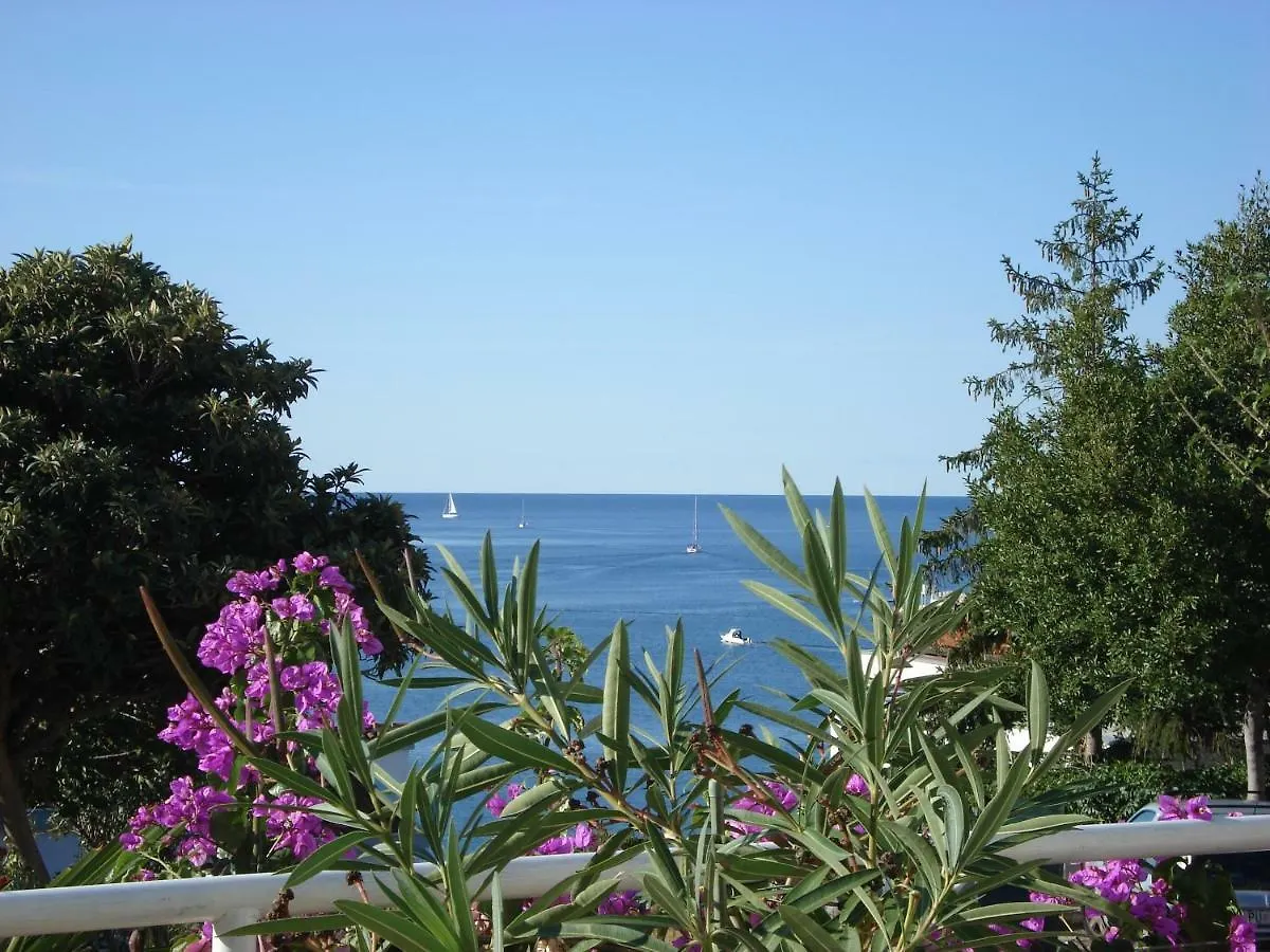 Apartment Villa Vanda Pjescana Uvala Croatia